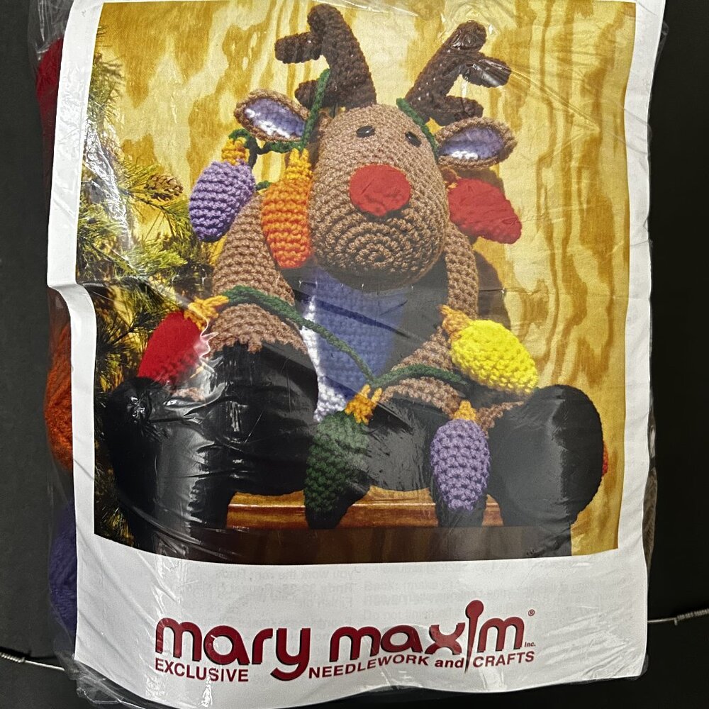 Mary Maxim | Roebuck Reindeer | 99576N